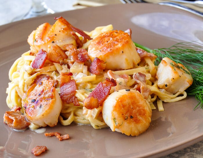Pan Seared Scallops with Bacon Fennel Cream Sauce