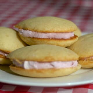 Strawberry Vanilla Whoopie Pies