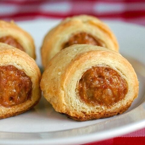 Sour Cream Pastry Sausage Rolls photo close up featured image