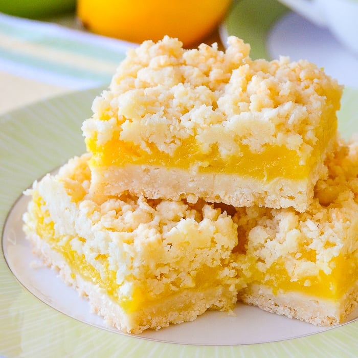 Close up image of Coconut Lemon Crumble Bars