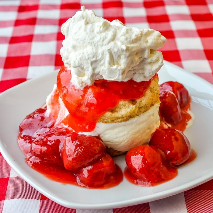 Strawberry Shortcake Sundaes featured image square