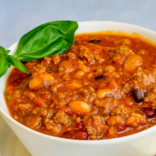 15 Bean Sausage Chili adding Italian Sausage for great flavour!