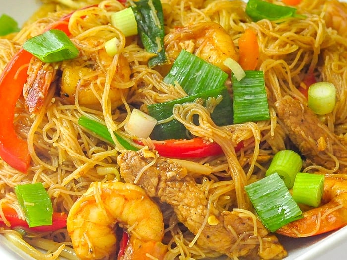 Singapore Noodles close up photo of finished dish