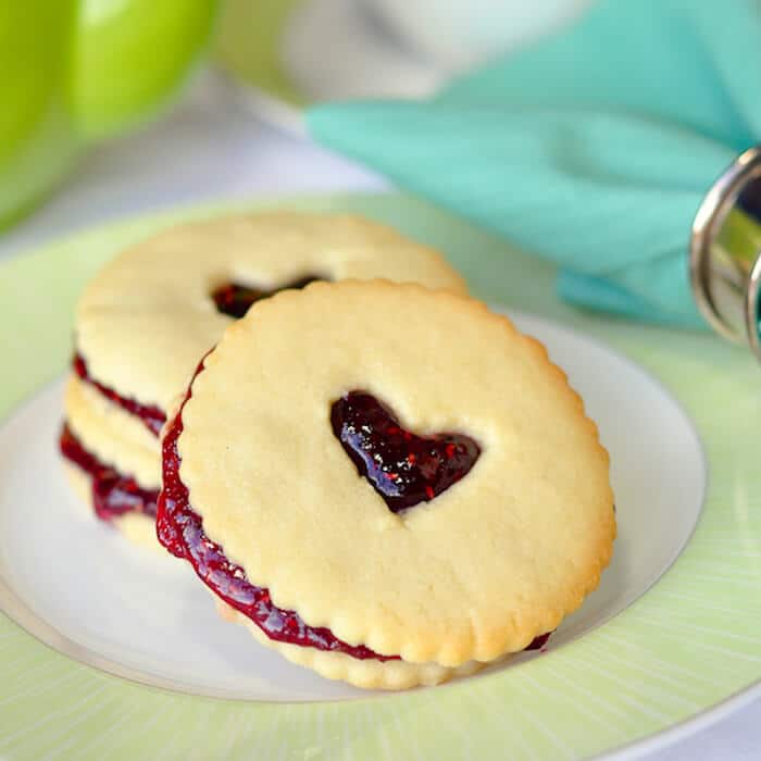 Homemade Jammie Dodgers with Raspberry Jam