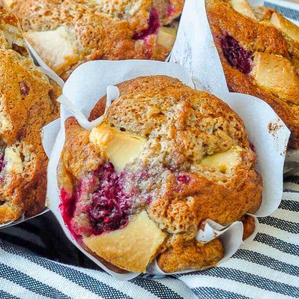 Banana Raspberry White Chocolate Muffins. A very tasty combo! Rock Recipes