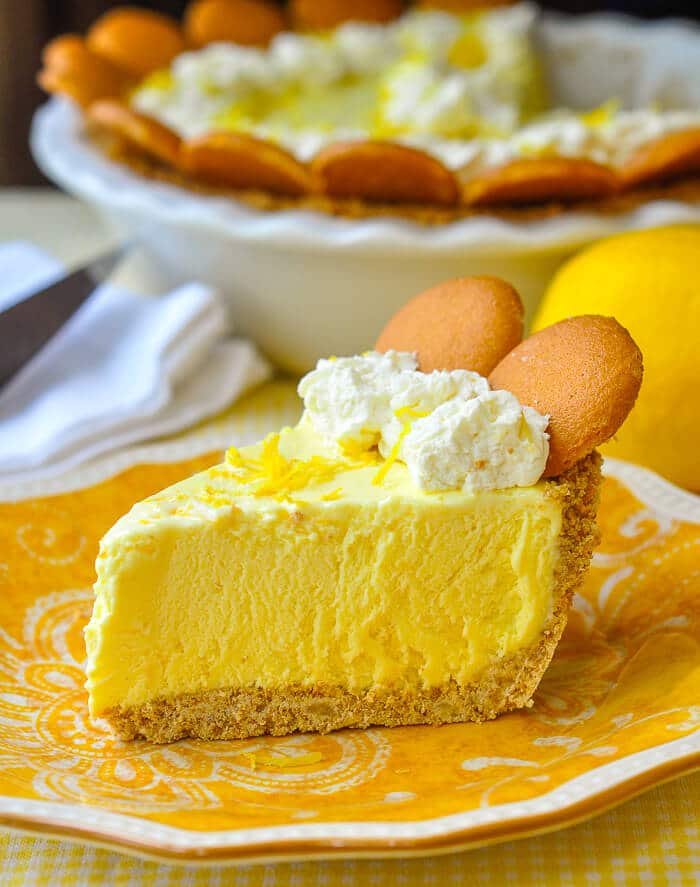 Old Fashioned Lemon Icebox Pie - just like Grandma used to make!