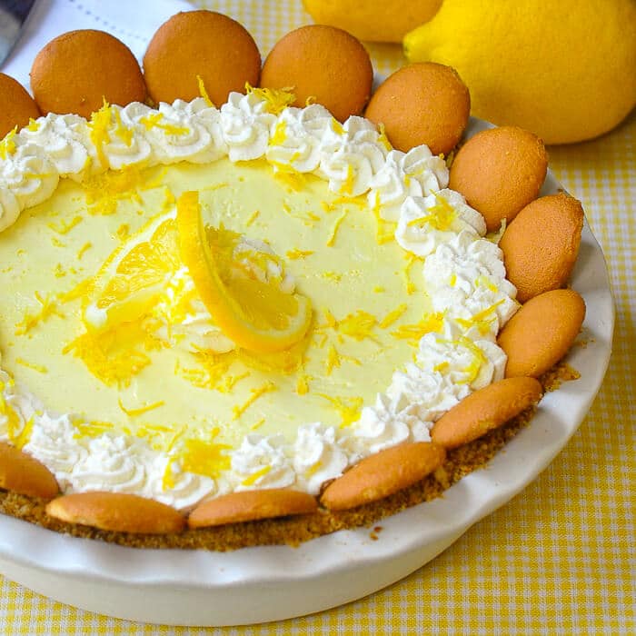 Old Fashioned Lemon Icebox Pie