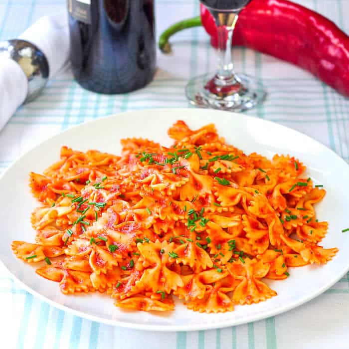 Roasted Red Pepper Pasta Salad. Serve it hot or cold!