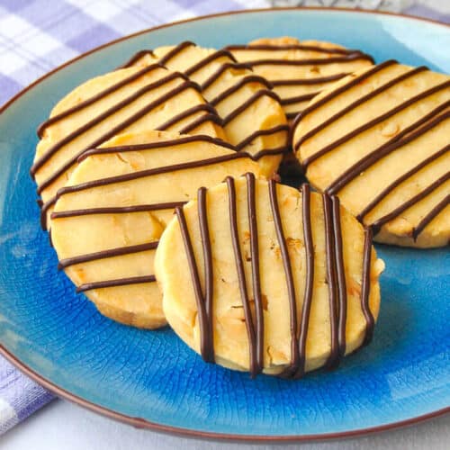 Chocolate Hazelnut Shortbread Cookies Rock Recipes