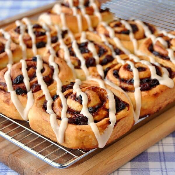 Old Fashioned Cinnamon Rolls