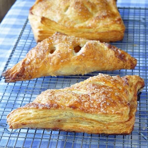 Apple Turnovers Cream