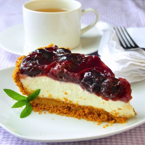 No Bake Cherry Cheesecake Pie