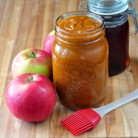 Maple Apple Barbecue Sauce - easy homemade BBQ sauce!