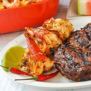 Maple Chili Lime Grilled Shrimp - sweet, tangy, spicy flavour!
