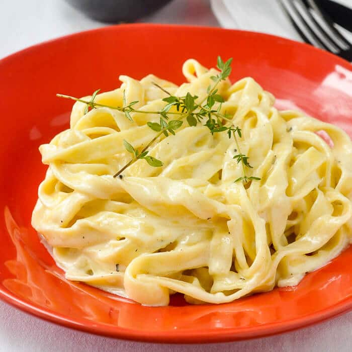 Fettuccine Alfredo