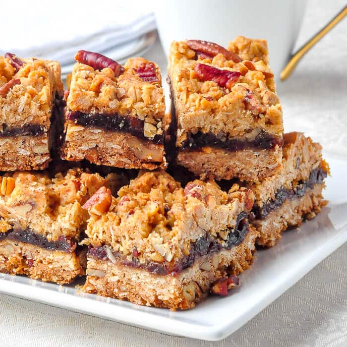 Pecan Oatmeal Raisin Bars