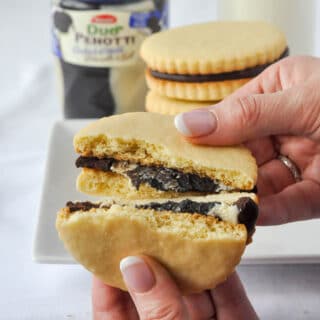 Penotti Surprise Cookies