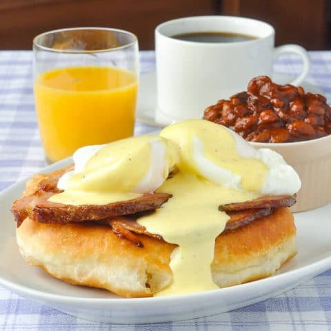 Toutons Benedict featured image