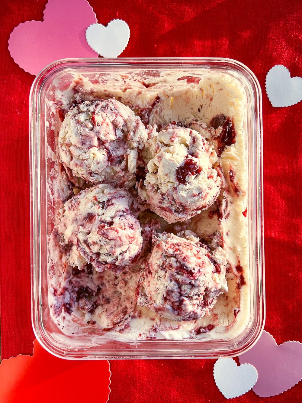 No Churn Strawberry Vanilla Ice Cream in a glass scon tainer with Valentines decorations