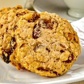 Pecan Raisin Oatcakes close up photo.