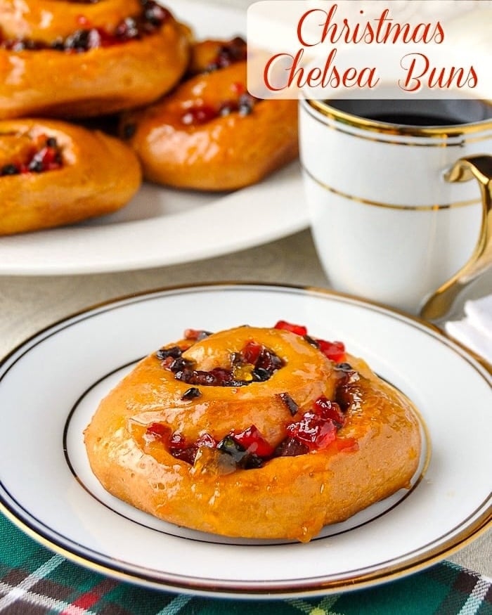 Christmas Chelsea Buns photo with title text for Pinterest