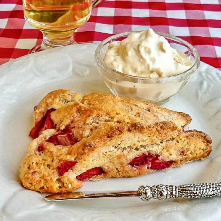 Scone Style Rocks Strawberry Shortcake Scones - Rock Recipes