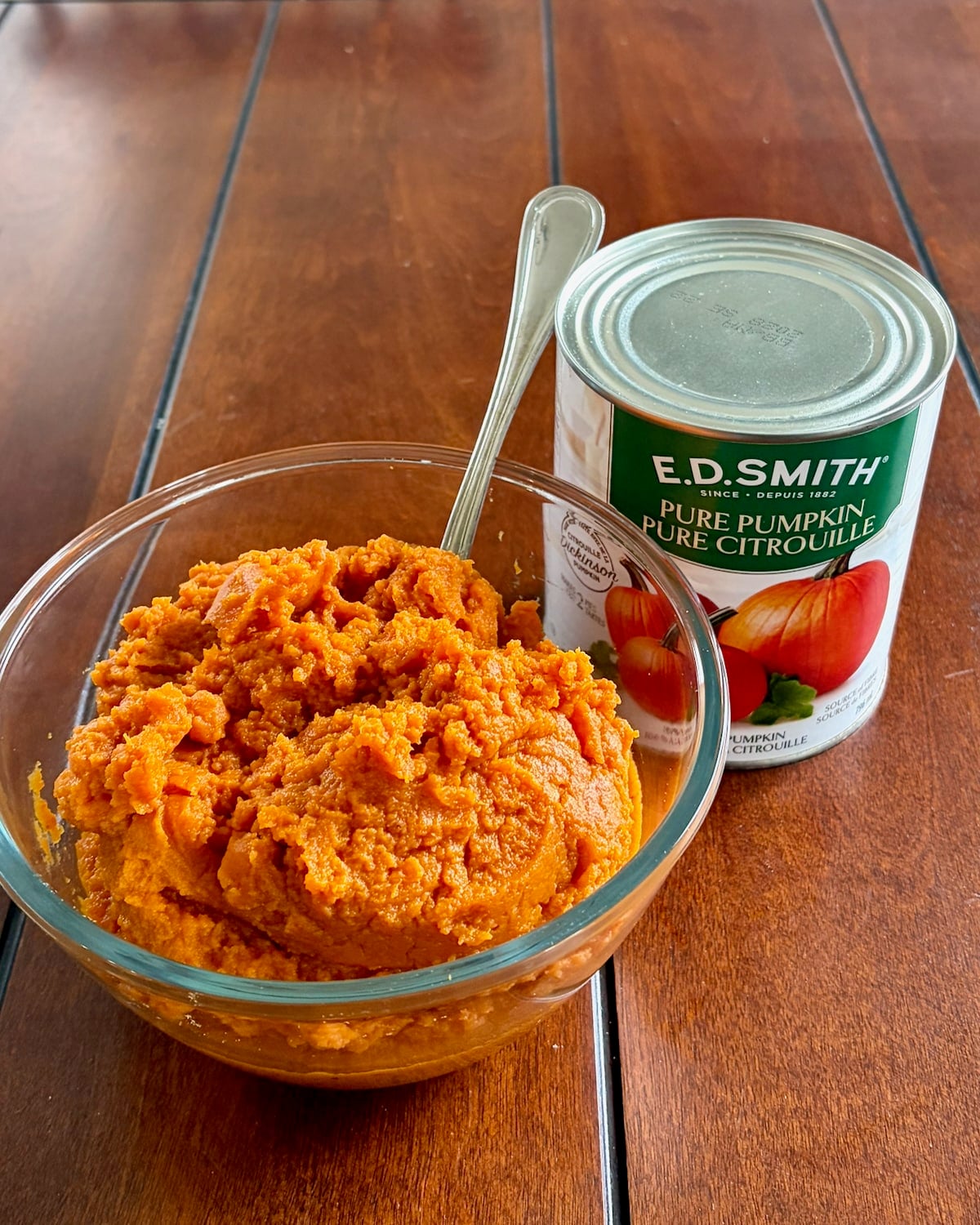 Photo of canned Pumpkin puree.
